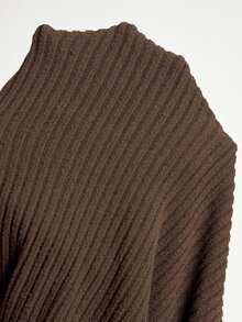 Plussiva طقم ملابس حمل مقاس كبير من قطعتين: ملابس علوية بفتحة جانبية وبنطلون - بني - مشاهدة 10