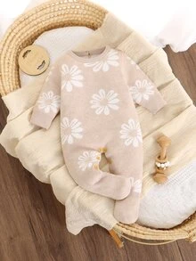 SHEIN Newborn Soft Knit Romper With Daisy Jacquard Pattern, Light Khaki, Round Neck, Long Sleeve, Full Footed, Multi-Button Crotch For Easy Diaper Changes, Gentle Forest Style Baby Outfit, All-In-One Bodysuit For Baby Girls, Suitable For Full Moon, 100 Days, Photo Shoots, Spring/Autumn/Winter, Inner Layer Or Outer Wear, Versatile For Daily Wear, Family Gatherings, Travel And Vacation - Apricot - View 6