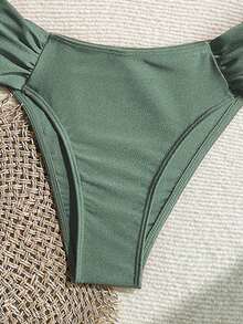 Swim Basics 春假女士海灘度假性感金屬裝飾全純素高衩百褶細肩帶比基尼套裝，女士夏季泳衣 - 軍綠色 - 查看 4