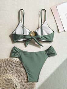 Swim Basics 春假女士海灘度假性感金屬裝飾全純素高衩百褶細肩帶比基尼套裝，女士夏季泳衣 - 軍綠色 - 查看 2