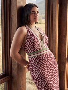 CAJUNI Plus Size Women's Geometric Print V-Neck Fitted Elegant Halter Neck Dress - Multicolor - View 6