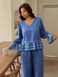 Lounesse Setelan Kasual 2 Potong Wanita Ukuran Plus: Blus Leher V dengan Manset Berkerut dan Celana Panjang Lebar untuk Musim Gugur - Navy Blue - View 2