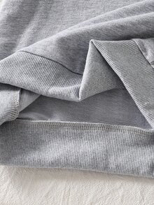 SHEIN Genkimix Kids Boys Korean Style Minimalist Black & Grey Color Block Raglan Sleeve Crew Neck Sweatshirt With Matching Color Block Loose Sweatpants Set, Spring Daily Wear - Grey - View 8