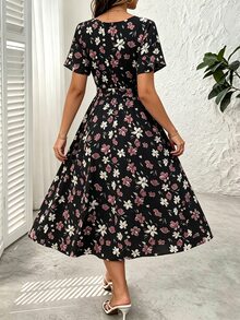 SHEIN LUNE CURVE Plus Size Women's V-Neck Floral Print Casual Party Dress - Black - View 2