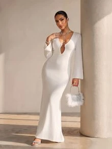 Structelle O-Ring Cut Out Front Mermaid Hem Sweater Dress - Beige - View 3