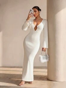 Structelle O-Ring Cut Out Front Mermaid Hem Sweater Dress - Beige - View 5