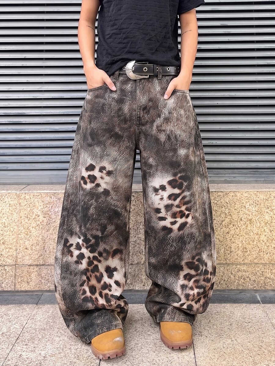 ROMWE MEN American Street Vintage New Wasteland Style Distressed Tie-Dye Leopard Print Patchwork Wide Leg Denim Jeans Unisex Niche Washed Soft Denim Distressed Loose Long Pants - Multicolor - View 1