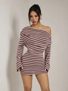 SHEIN PETITE 女款新款棕色與粉色針織條紋不對稱領長袖緊身洋裝 - 彩色 - 查看 4