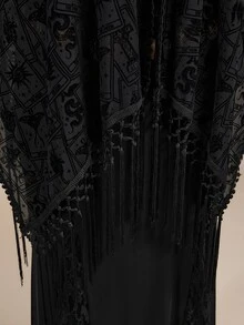 ROMWE Halloween Romantic Gothic Vintage Baroque Pattern Flocked Fabric Asymmetrical Tassel Hem Plus Size Women's Cardigan Top - Black - View 9