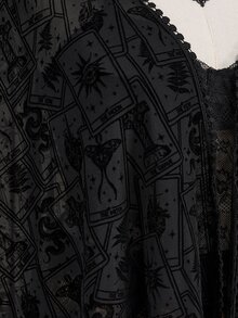 ROMWE Halloween Romantic Gothic Vintage Baroque Pattern Flocked Fabric Asymmetrical Tassel Hem Plus Size Women's Cardigan Top - Black - View 8