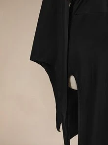 ROMWE Gaun Ukuran Plus Seksi Gaya Gothic Gelap dengan Desain Leher V dan Tali Pengikat, Lengan Lonceng, dan Belahan. - Hitam - View 10