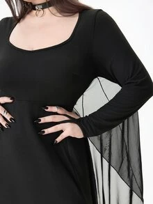 ROMWE Goth Gaun COS Wanita Ukuran Besar dengan Lengan Jubah Transparan Berbentuk Sayap Kelelawar dan Desain Belahan, Gaun Panjang Kostum Penyihir untuk Pesta Halloween - Hitam - View 6
