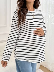 SHEIN تي شيرت كاجوال للحوامل مخطط بياقة دائرية وأكمام طويلة وكتف منسدل - أبيض - مشاهدة 5