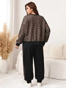 SHEIN LUNE Plus Size Leopard Print Long Sleeve Sweatshirt And Pocket Cuffed Pants 2 Pieces Set - Mocha Brown - View 10