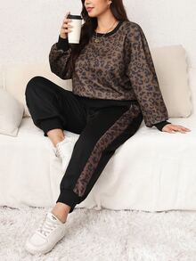 SHEIN LUNE Plus Size Leopard Print Long Sleeve Sweatshirt And Pocket Cuffed Pants 2 Pieces Set - Mocha Brown - View 9