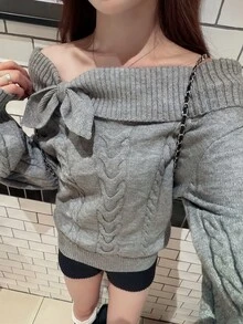 FRIFUL Sweater Fashion Wanita Lengan Panjang Model Off-Shoulder dengan Desain Simpul, Warna Polos, untuk Musim Gugur. - Grey - View 8