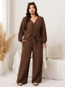 SHEIN LUNE Plus Size Women Solid Color V-Neck Pleated Top And Pants Casual Daily 2 Pieces Set Fall - Coffee Brown - View 3