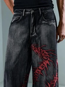 ROMWE MEN Casual 男士大尺碼牛仔褲，附口袋、鈕扣與蜈蚣刺繡圖案 - 酒紅色 - 查看 2