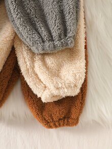 SHEIN 3pcs/Set Baby Boys & Girls Fuzzy Simple Long Pants, Cute Bear Embroidery Versatile Color Pants, Soft & Comfortable Fabric Suitable For Daily Wear 0-1 Years Old, Autumn/Winter New Arrival - Grey - View 8
