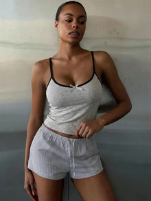 Livesso 2pcs/Set Contrast Color Shoulder Strap Slim Fit Camisole & Striped Short Pajama Pants Summer Loungewear Set For Women - Grey - View 5