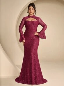 Coutiva Gaun Malam Formal Elegan Berenda dengan Kerah Cheongsam untuk Wanita Ukuran Besar (Desain Rumit) - Burgundy - View 9