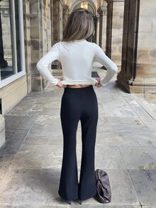 Wiktoria Wolska 高腰喇叭腿黑色牙签褶裤 - 黑色 - 查看 2