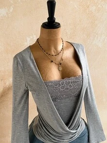Soleia Atasan 2 in 1 Wanita Elegan Motif Renda Patchwork untuk Musim Gugur - Light Grey - View 3