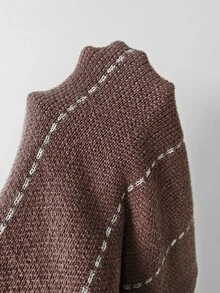 Omancia Gaun Sweater Wanita Elegan dengan Desain Bahu Terbuka dan Hiasan Renda Kontras - Coklat - View 6