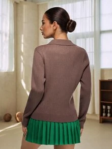 SHEIN Sports Sweater Polo Lengan Panjang dengan Potongan Reguler, Trim Kontras, dan Kancing Depan - Mocha Brown - View 2