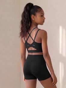 SHEIN Tween Girl Criss Cross Back Sports Bra, Autumn Winter, Fall, Back To School, Yoga, Gym, Running, Training, Stretchy, Breathable, Elastic, Active - Black - View 8