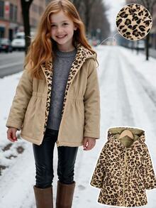 SHEIN Elladie kids 女童冬季豹紋可翻面連帽加厚棉襖外套，收腰設計，保暖內裡，厚實填充，拉鍊開合，仿抽繩，貼身版型 - 卡其色 - 查看 4