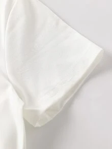 1套少女休閒舒適時尚百搭風格愛心印花可愛彩色星星字母印花圓領短袖T恤與短褲套裝，春夏季穿搭，適合外出、度假、校園、運動及日常穿著，清爽夏季造型 - 彩色 - 查看 8