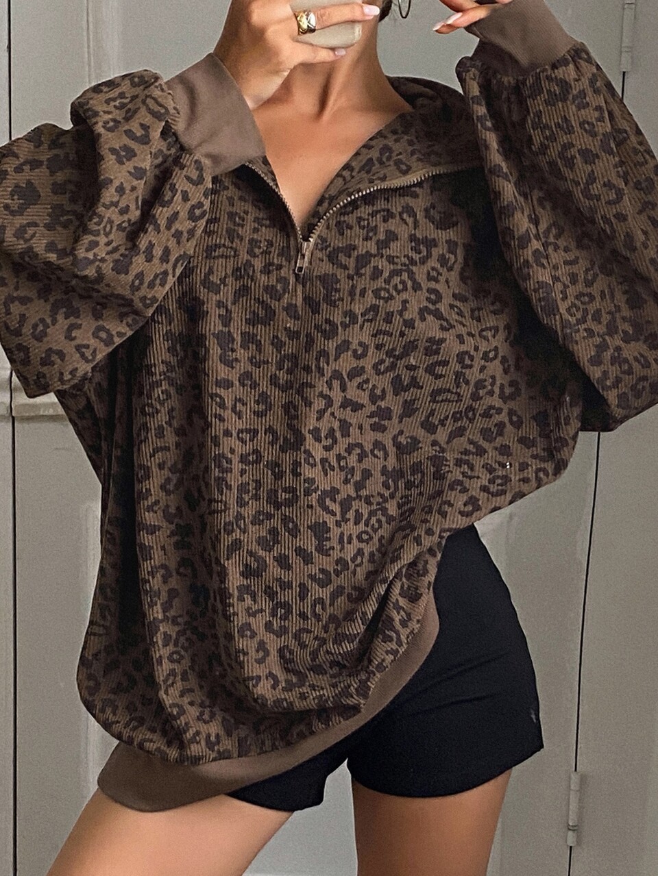 Women's Leopard Print Casual Versatile Daily Wear Long Sleeve T-Shirt Oversized Tshirts For Women Fall