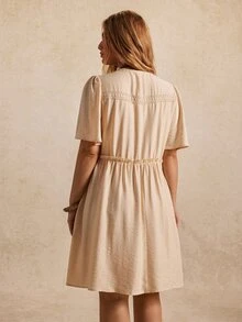 Écloséra Curve Plus Size Women's New Fashion Spring/Summer Casual Loose Beige V-Neck Ruffle Short Sleeve Pleated A-Line Dress - Apricot - View 2