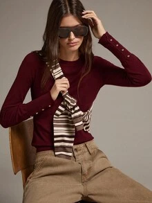 MOTF PREMIUM ALL-MATCH VERSATILE BUTTON DECOR FITTED KNIT SWEATER - Burgundy - View 7