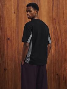Manfinity Joysei Camiseta de hombre de cuello redondo y manga corta con estampado de bloques de color, adecuada para primavera y verano - Negro - Ver 2