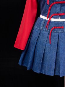 Sunspun Conjunto de botones de rana estilo cheongsam vintage nuevo chino para mujeres, top corto de manga larga ajustado de patchwork de denim lavado desgastado rojo brillante, conjunto de botones de rana estilo cheongsam, top corto de manga larga de patchwork de denim rojo, falda plisada de patchwork de denim - Multicolor - Ver 4