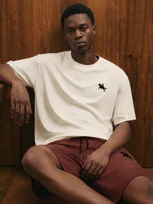 Manfinity Joysei Men's Fitted Apricot Knit Top And Brown Woven Shorts Set - Brown - View 3