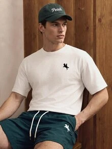 Manfinity Joysei Set Kaos Slim Fit Pria dan Celana Pendek Tenun, untuk Liburan - Krem - View 4