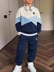 SHEIN Coolqubz 2件組青少年男孩時尚白色運動衫與深綠色長褲套裝，胸前綠色圖案印花，時尚街頭風，柔軟舒適面料，易穿脫，適合春秋季、學校、外出，男孩必備穿搭 - 藍色 - 查看 1
