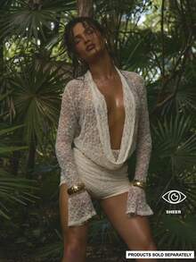 SHEIN x Rafa Kalimann MUSERA 极致深V领垂褶前片纹理蕾丝长袖喇叭袖口上衣，性感可爱，适合伊比沙岛俱乐部度假、波西米亚风音乐节、锐舞派对、春夏夜店活动。 - 奶油色 - 查看 1