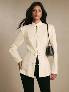 Poéselle Blazer Krem Potongan Pas dengan Kancing Frog Elegan, Pakaian Kerja Wanita, Musim Gugur dan Dingin 2026 - Aprikot - View 9