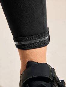 Exploreva Exploreva Celana Bersepeda Kasual Minimalis Warna Polos untuk Wanita - Hitam - View 8