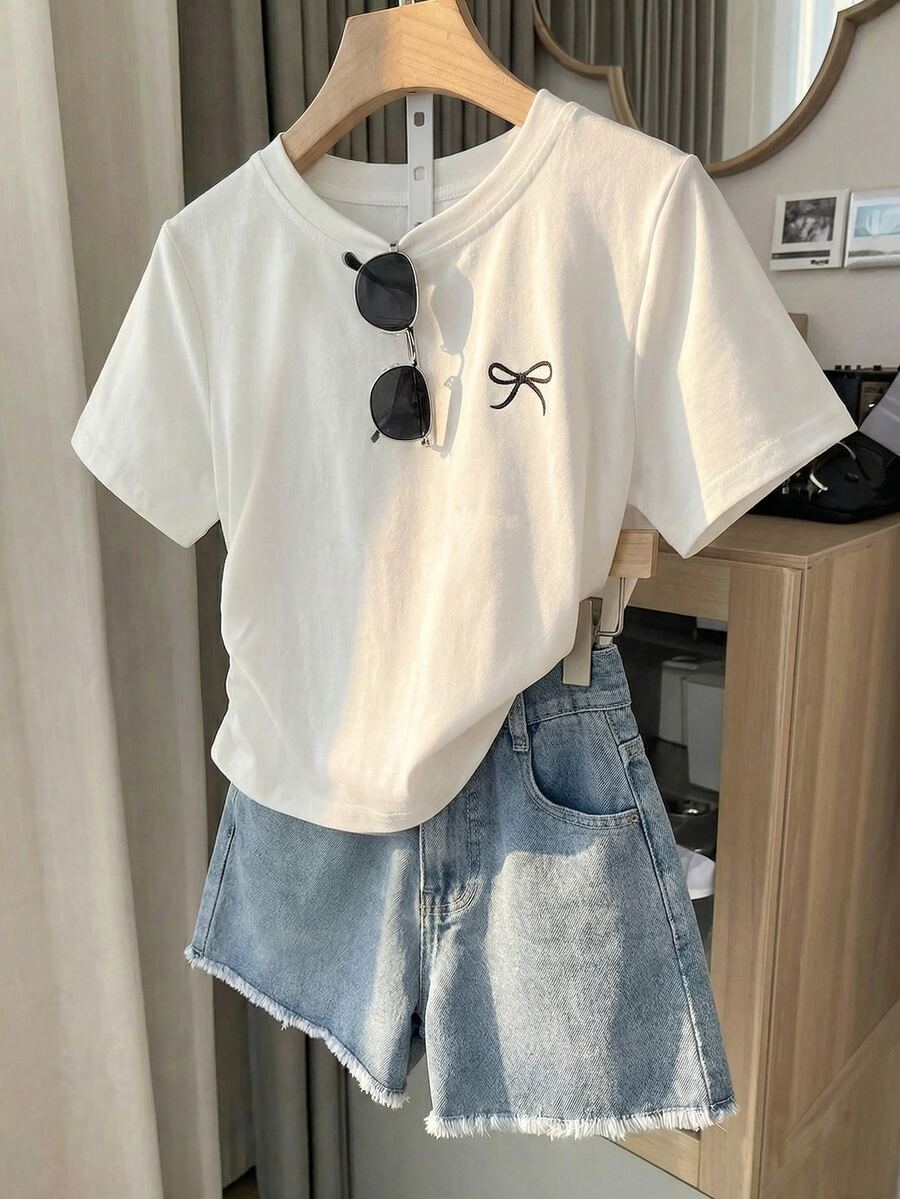 Summer,Bohemian,Squishy,Tween Girls Bow Decor Round Neck Short Sleeve T-Shirt And Denim Shorts Set, Short Sleeve Top And Shorts, Casual Minimalist Top Shorts, Summer Tween Girl Clothes Set, Tween Girl Casual Sets,Squishy , Tween Girl Outfits Set Summer Outfit Inspo Casual Summer Outfits Outfit Summer Outfit For Girls