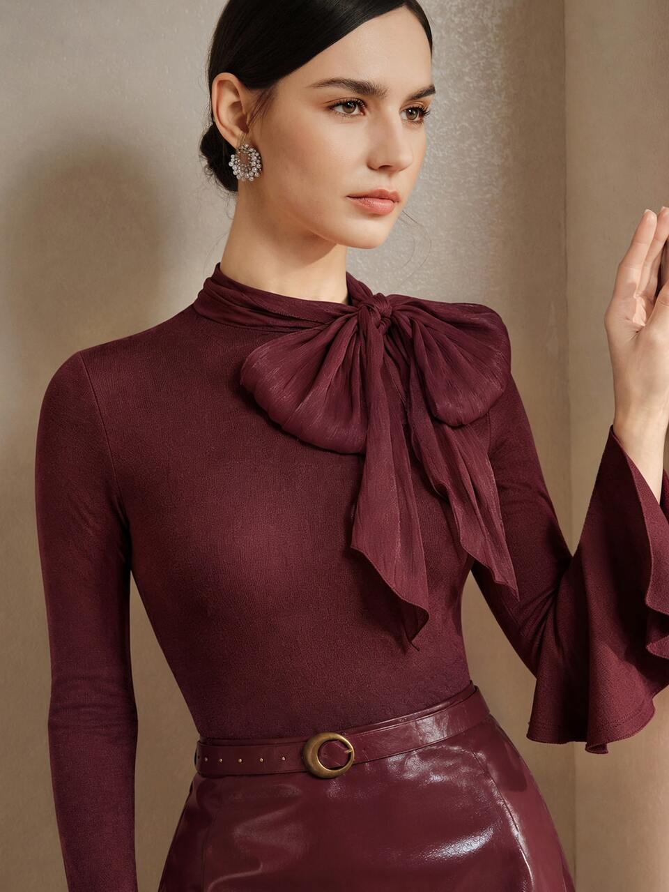 Anewsta Camiseta de manga larga de punto para mujer con diseño de lazo y cinta, elegante y romántica, para otoño/invierno, ideal para salidas festivas, brunch y cena, color burdeos
