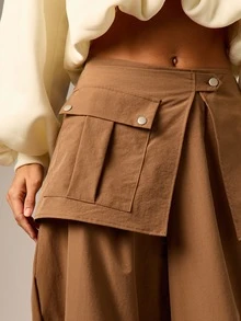 AiiRZ High Rise Barrel Leg Cropped Pants With Wrap Flap Detail And Oversized Patch Pocket Pleated Wide Leg Trousers - Green - View 5
