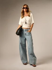 AiiRZ Cream Scoop Neck Boxy Crop T-Shirt With Short Sleeves Casual Everyday Summer Essential Relaxed Cropped Top - White - View 2