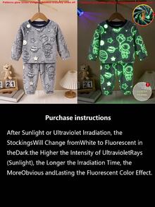 男童秋冬新款 UV 光感螢光發光星空太空人圖案 全身印花 親膚保暖加厚保暖內裡 絨毛圓領長袖上衣 + 長褲 2 件套居家休閒服 1 套 - 白色 - 查看 4