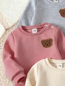 SHEIN Vintaside Kids 新生女嬰 1 套隨機款休閒可愛熊圖案仿刺繡印花圓領長袖保暖內裡運動衫與長褲套裝，柔軟面料，適合秋冬外出穿著 - 彩色 - 查看 4