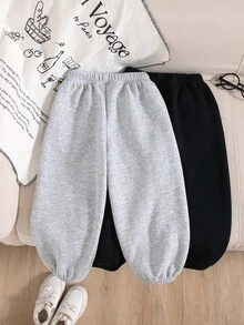SHEIN Playful Pals 小男孩 2 件組休閒寬鬆運動長褲，字母貼布設計，輕盈柔軟面料，適合秋季上學、日常、公園與度假外出穿著 - 彩色 - 查看 2